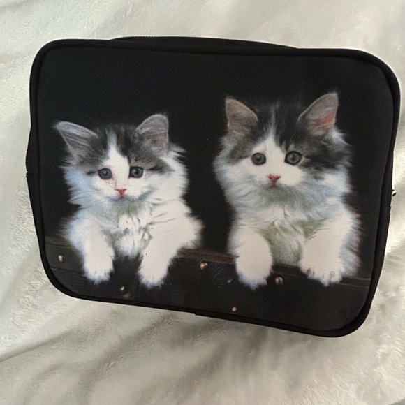 Keith  Kimberlin, Adorable kittens on both sides, mini bag 🐱🐈🐈‍⬛ - Picture 3 of 12